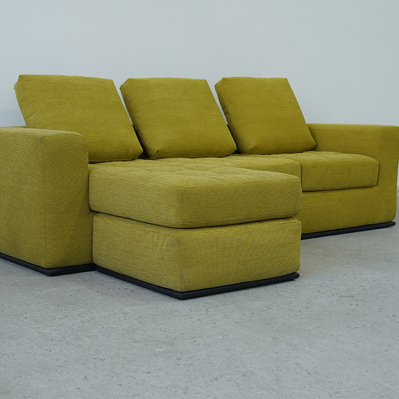 Compression sofa with metal base small size with moveable ottoman (5)